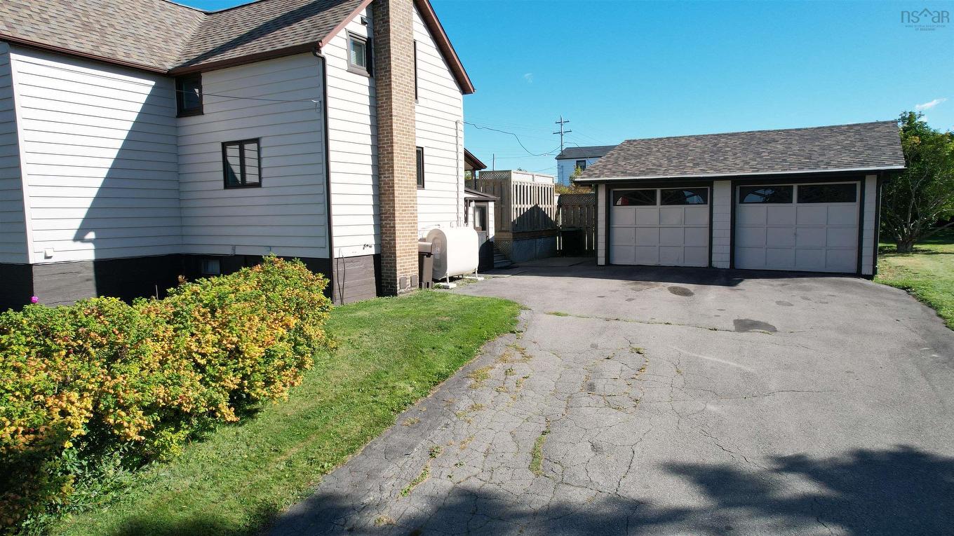 325 Reserve Street, Glace Bay, NS