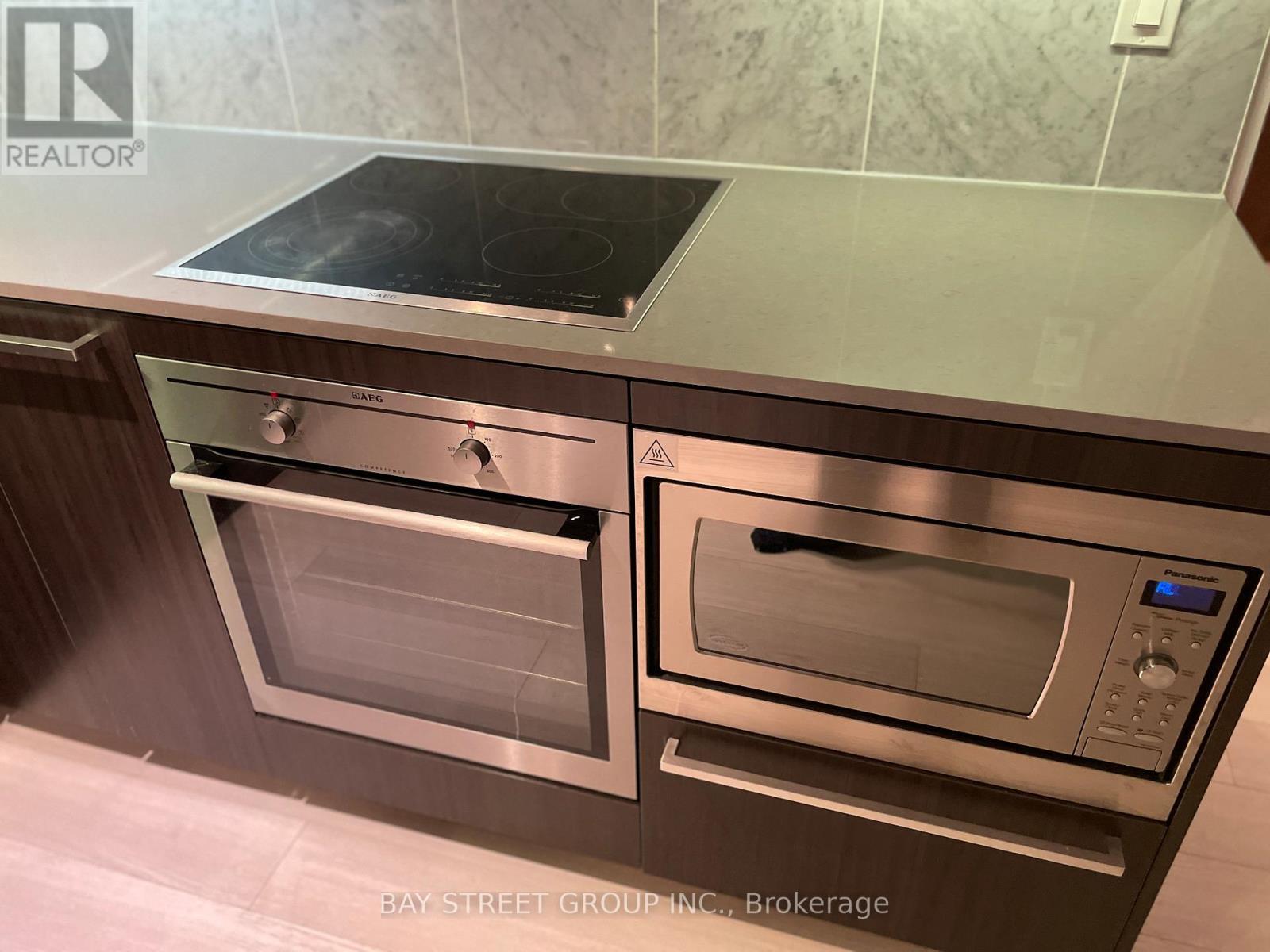 602 - 70 Queens Wharf Road, Toronto, ON - Indoor