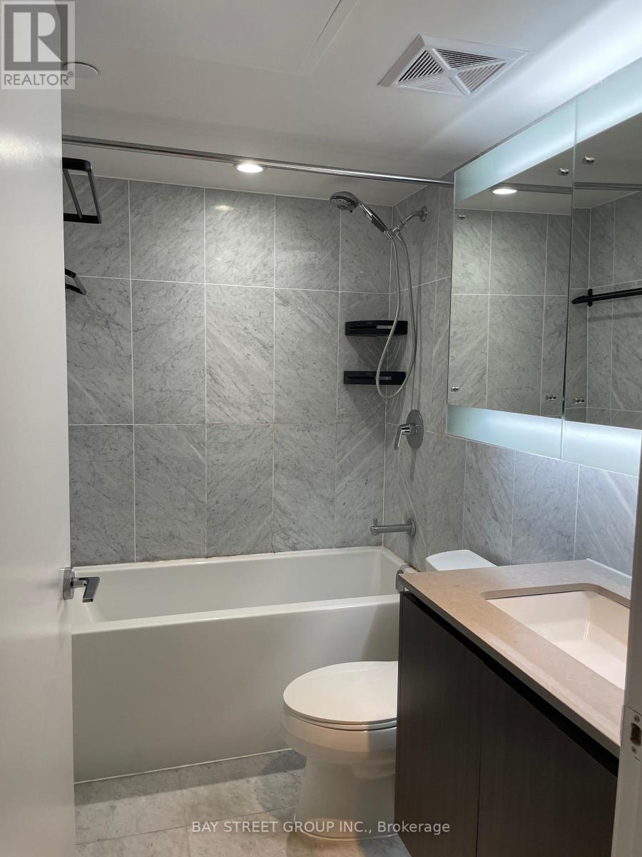 602 - 70 Queens Wharf Road, Toronto, ON - Indoor Photo Showing Bathroom