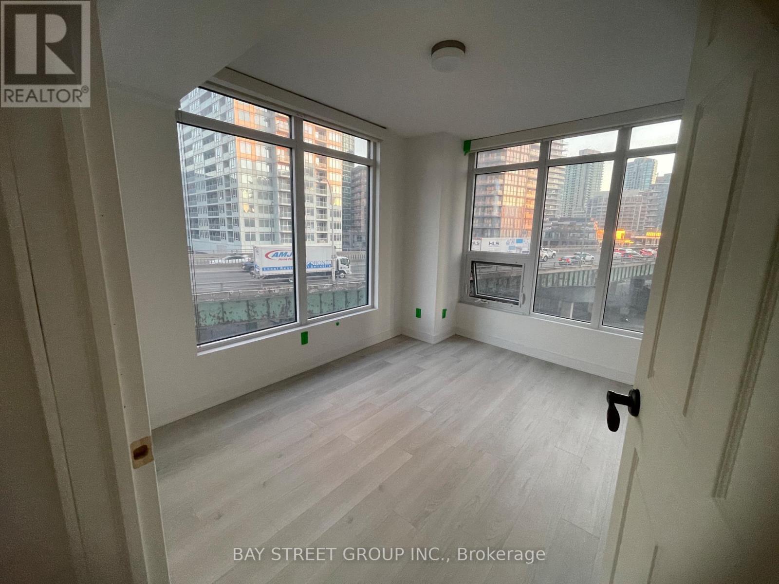 602 - 70 Queens Wharf Road, Toronto, ON - Indoor Photo Showing Other Room