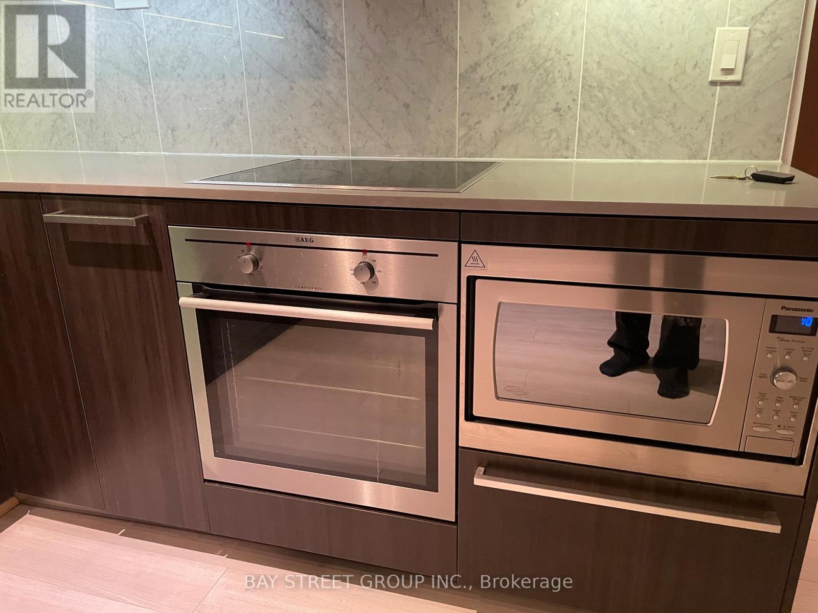 602 - 70 Queens Wharf Road, Toronto, ON - Indoor