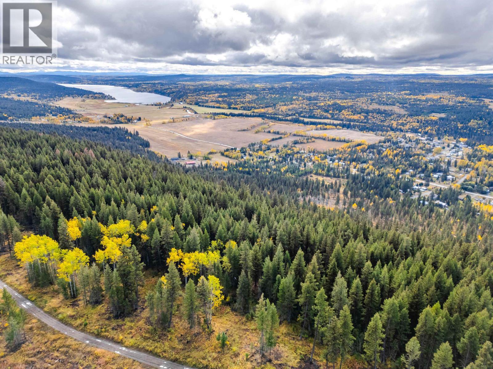 6395 Young Road, Horse Lake, BC - Outdoor With View