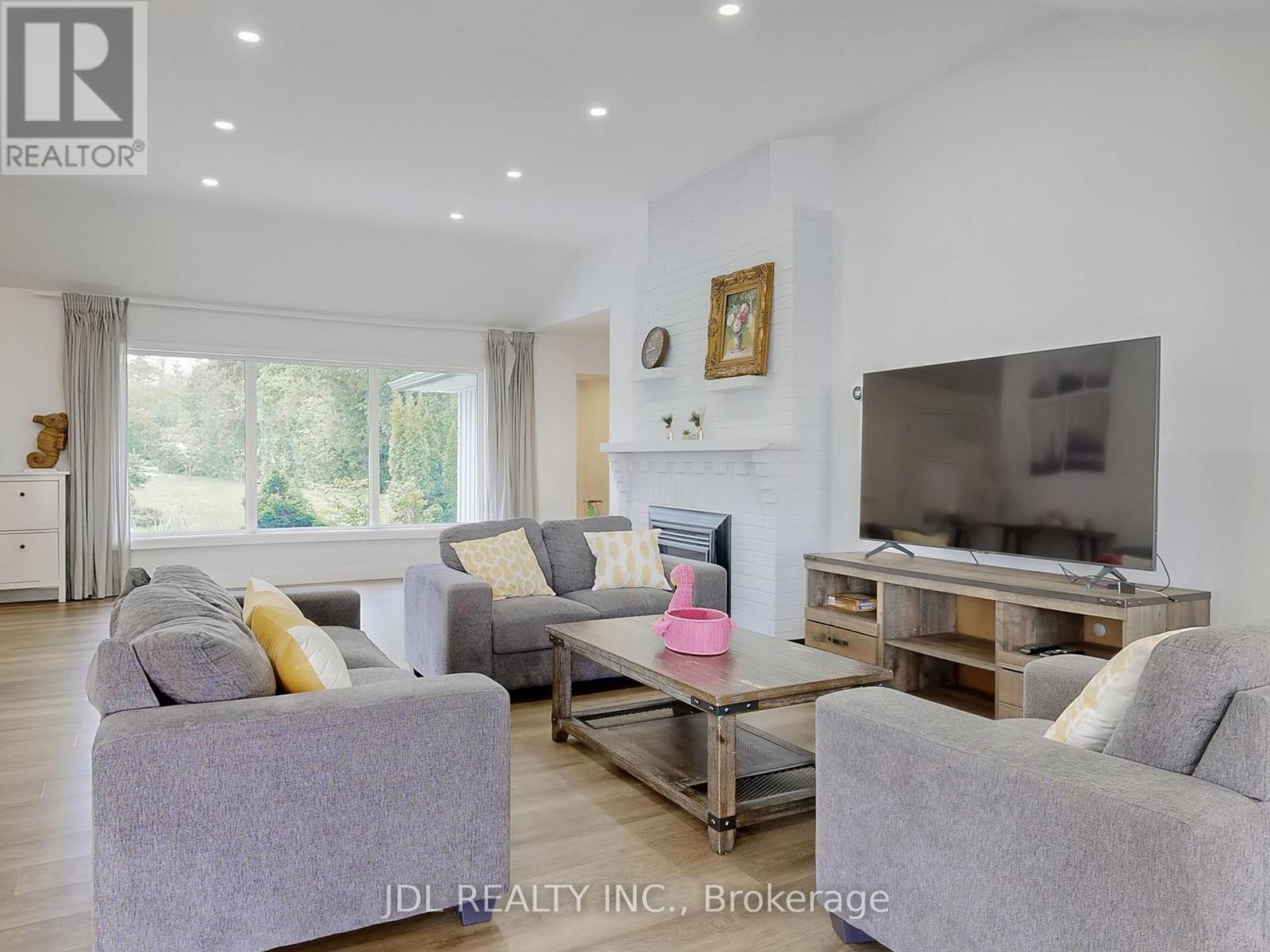 25220 Maple Beach Road, Brock, ON