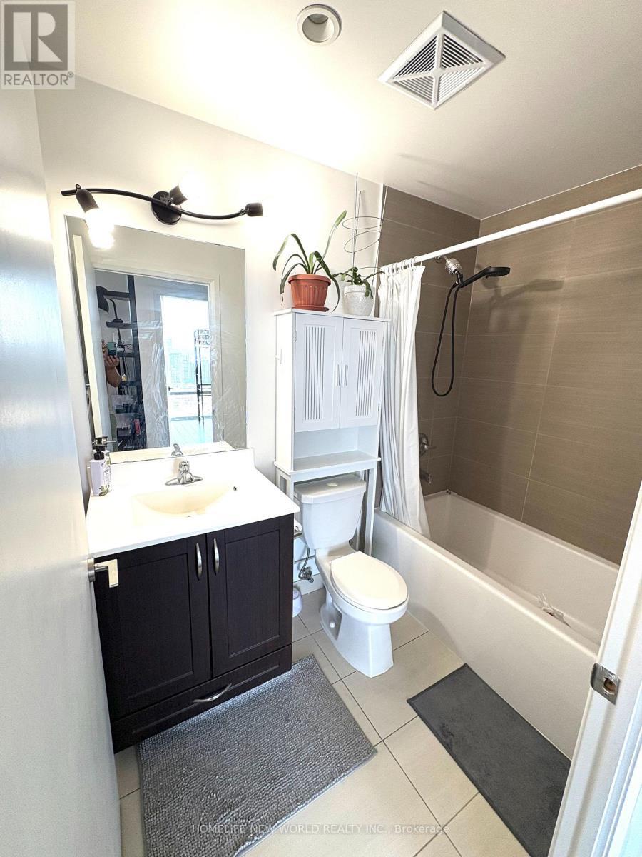 2603 - 55 Ann O'Reilly Road, Toronto, ON - Indoor Photo Showing Bathroom