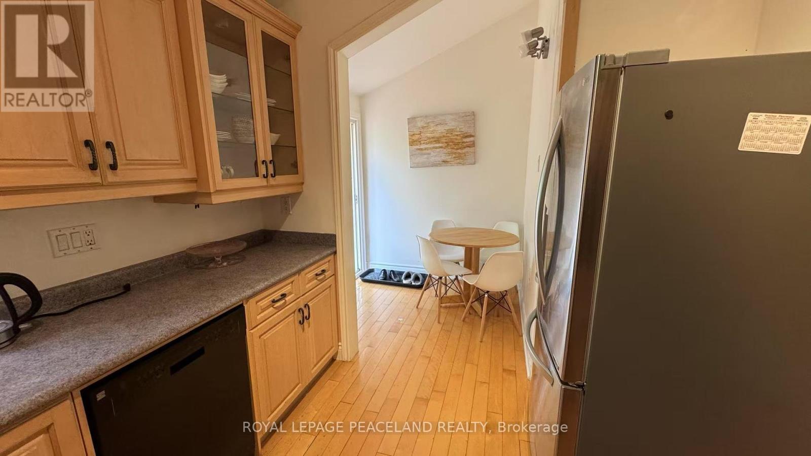 Lower - 60 Paperbirch Drive, Toronto, ON - Indoor Photo Showing Kitchen