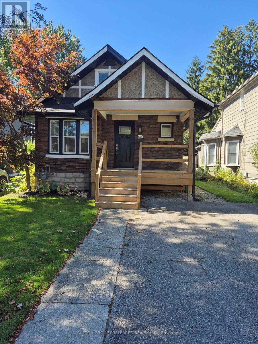 863 Colborne Street, London East (East B), ON - Outdoor With Facade