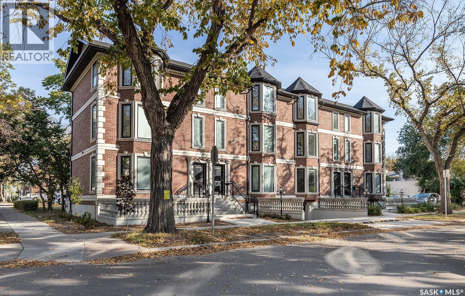 1001 Osler Street, Saskatoon, SK - Outdoor With Facade