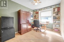 Office or 2nd bedroom -