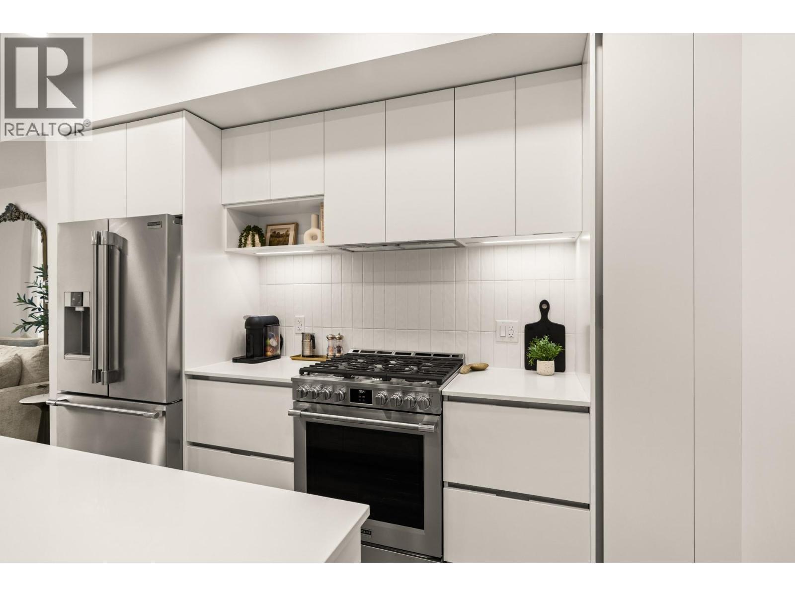 2780 Olalla Road Unit# 403, West Kelowna, BC - Indoor Photo Showing Kitchen With Stainless Steel Kitchen