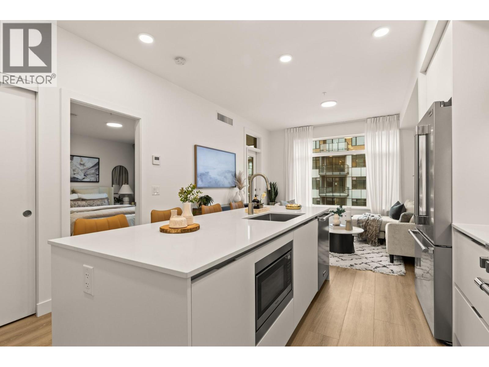 2780 Olalla Road Unit# 403, West Kelowna, BC - Indoor Photo Showing Kitchen