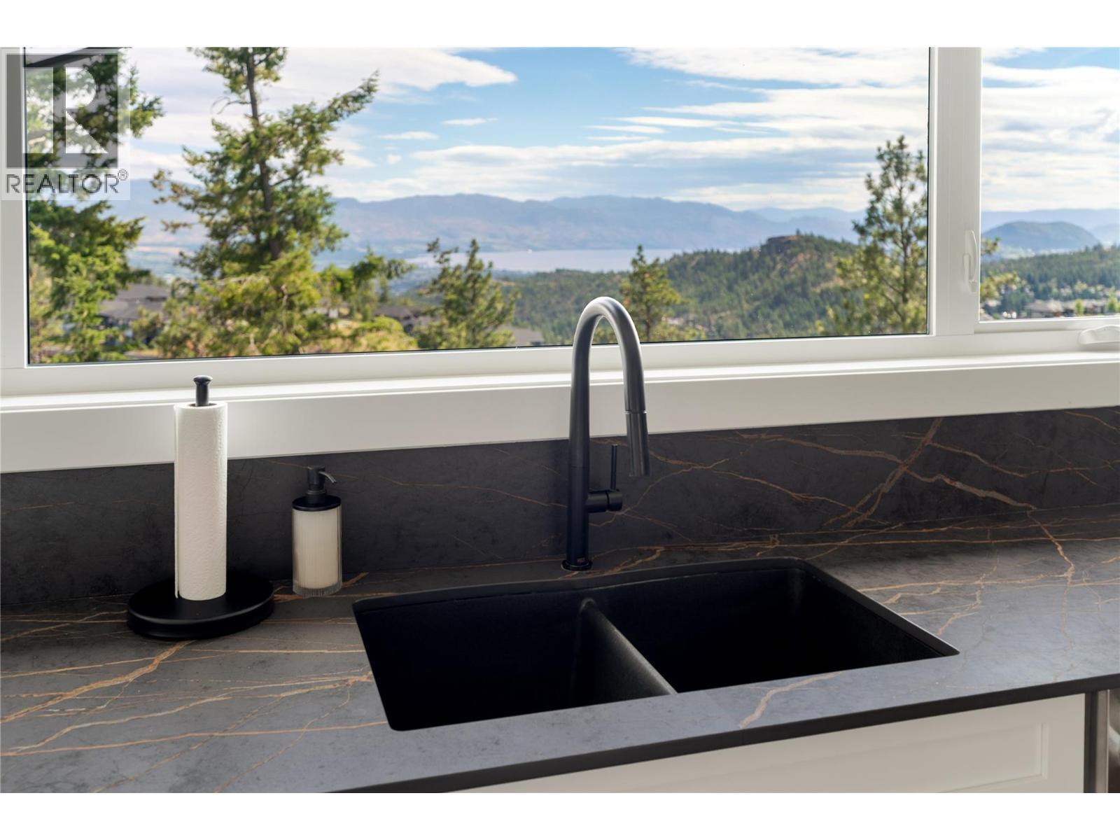 172 Skyland Drive, Kelowna, BC - Indoor Photo Showing Kitchen With Double Sink