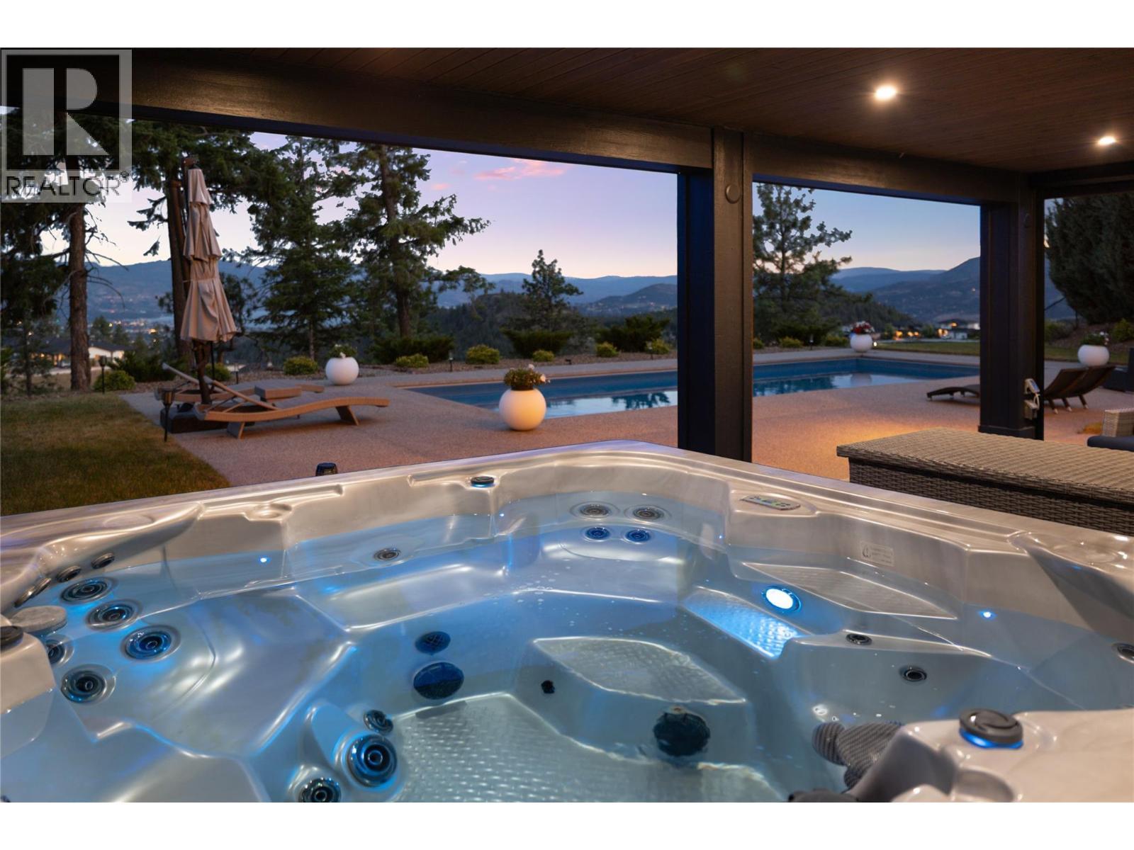 172 Skyland Drive, Kelowna, BC -