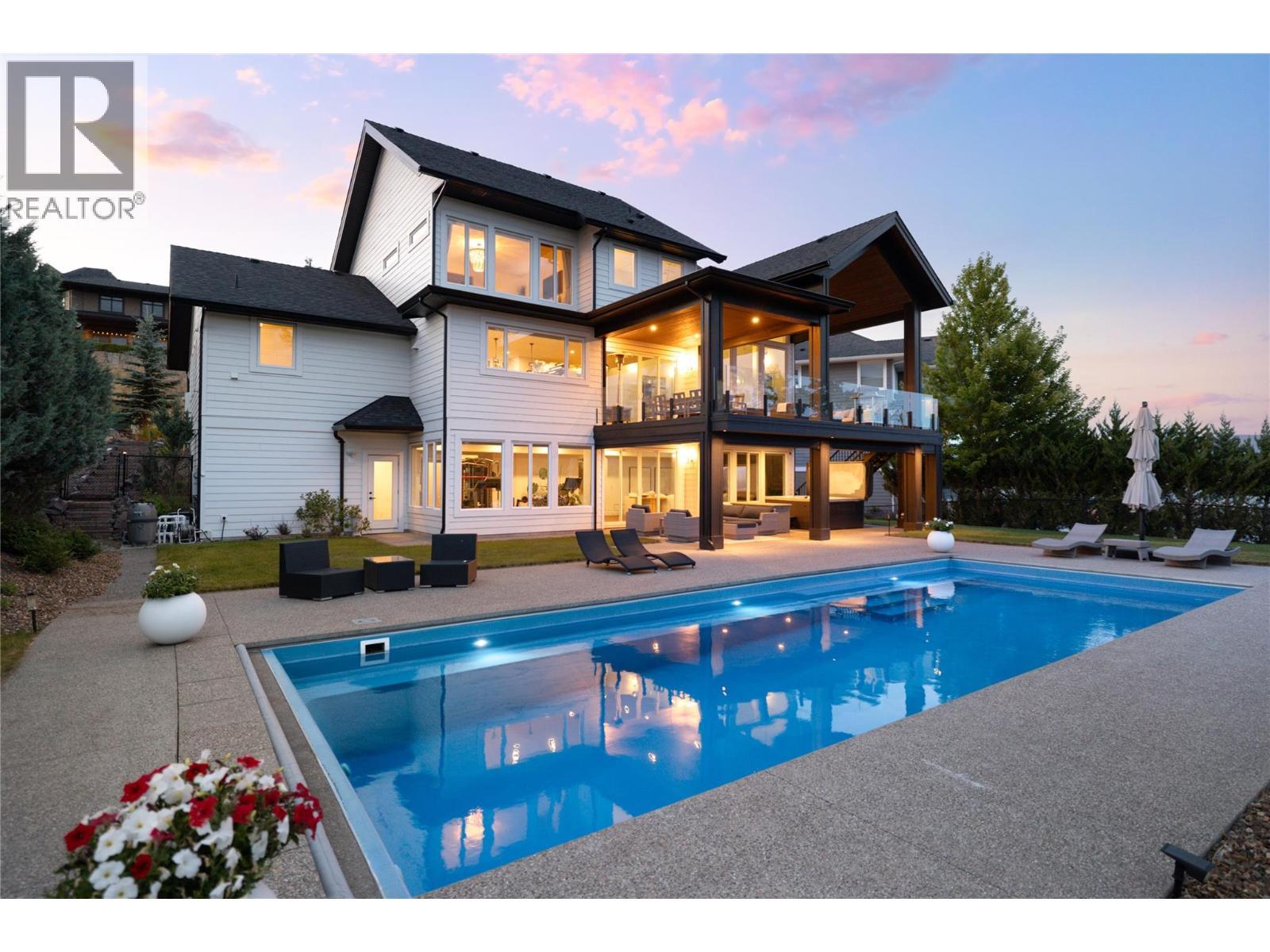 172 Skyland Drive, Kelowna, BC - Outdoor With In Ground Pool With Deck Patio Veranda With Backyard