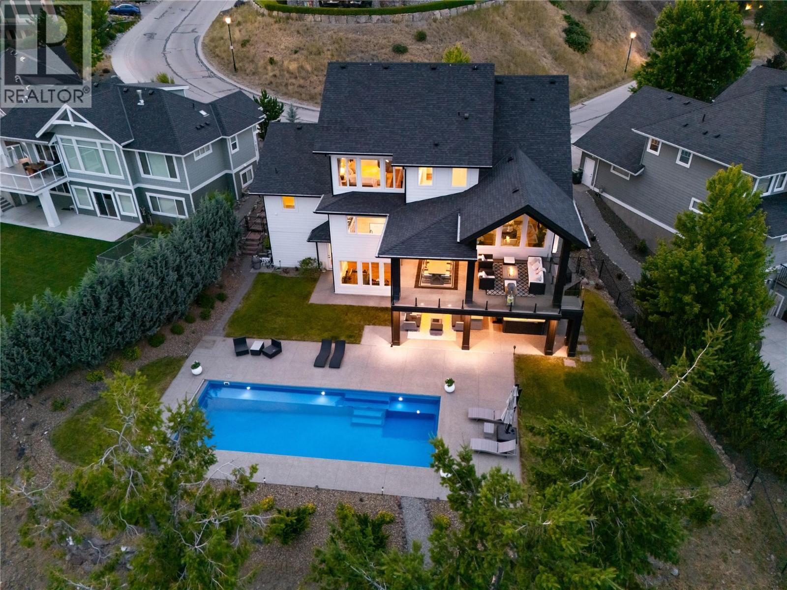 172 Skyland Drive, Kelowna, BC - Outdoor With In Ground Pool With Deck Patio Veranda