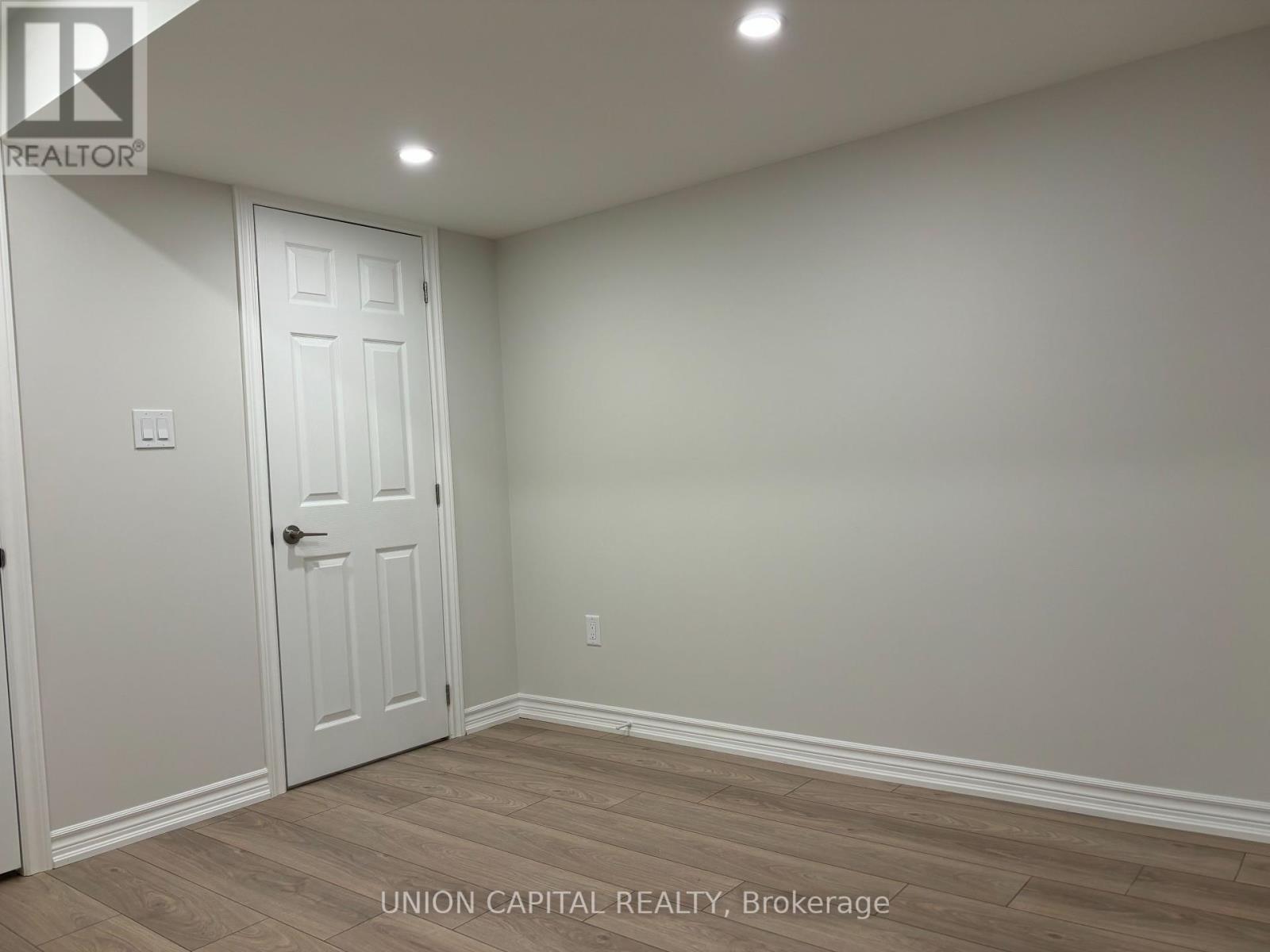 65 Stormont Trail, Vaughan, ON - Indoor Photo Showing Other Room