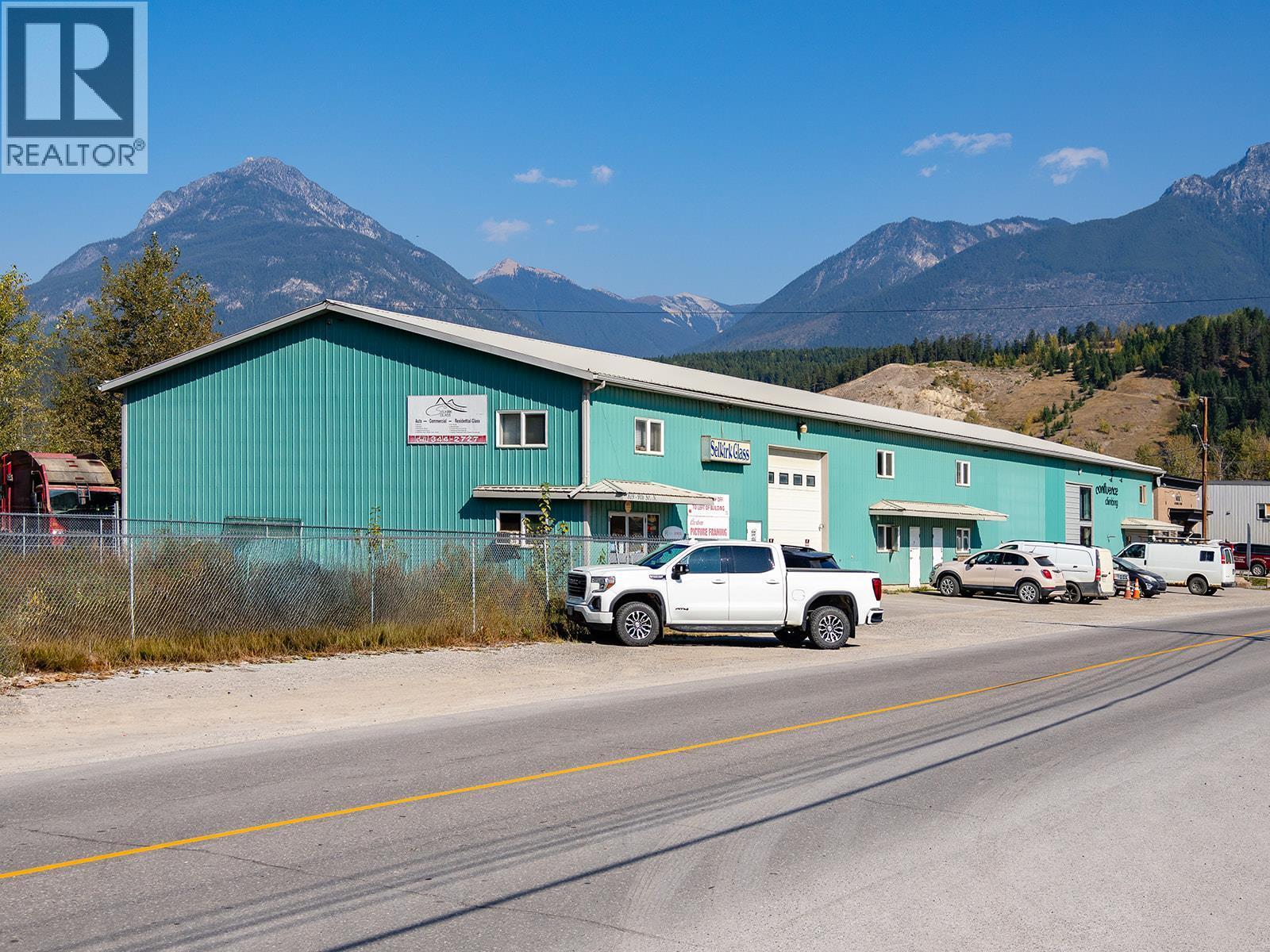 819 9Th Street N, Golden, BC