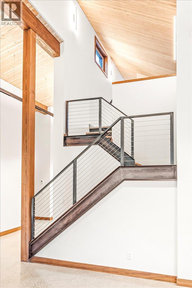 5538 Currie Bowl Way, Fernie, BC - Indoor Photo Showing Other Room