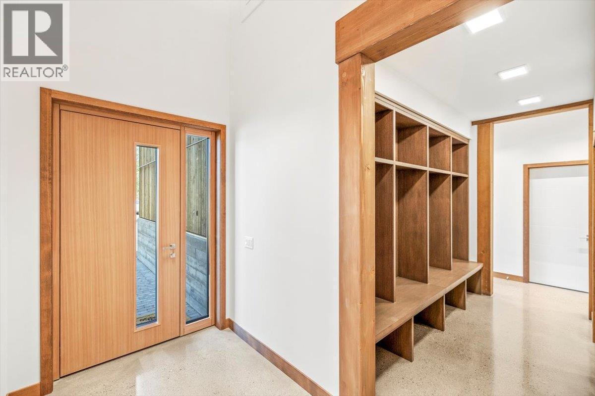 5538 Currie Bowl Way, Fernie, BC - Indoor Photo Showing Other Room