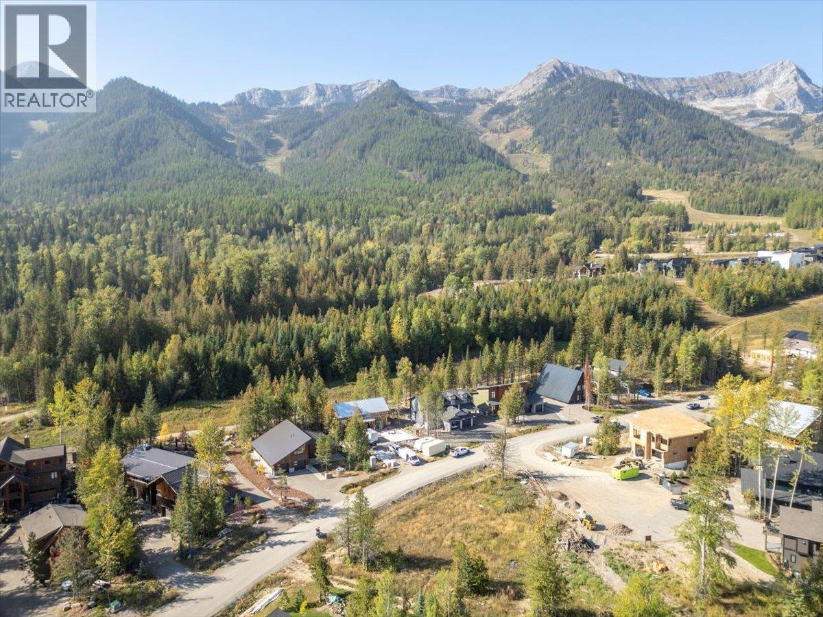 5538 Currie Bowl Way, Fernie, BC - Outdoor With View