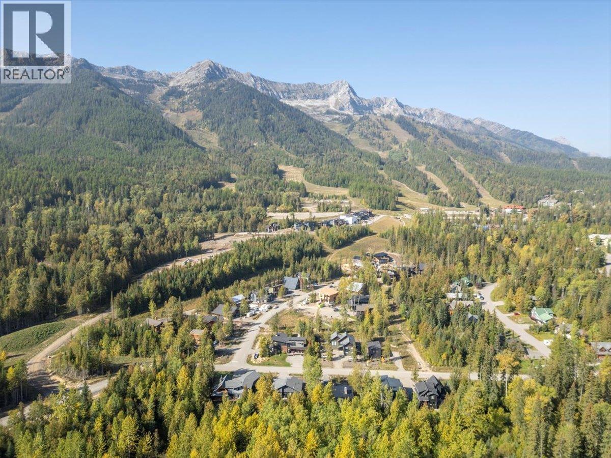 5538 Currie Bowl Way, Fernie, BC - Outdoor With View