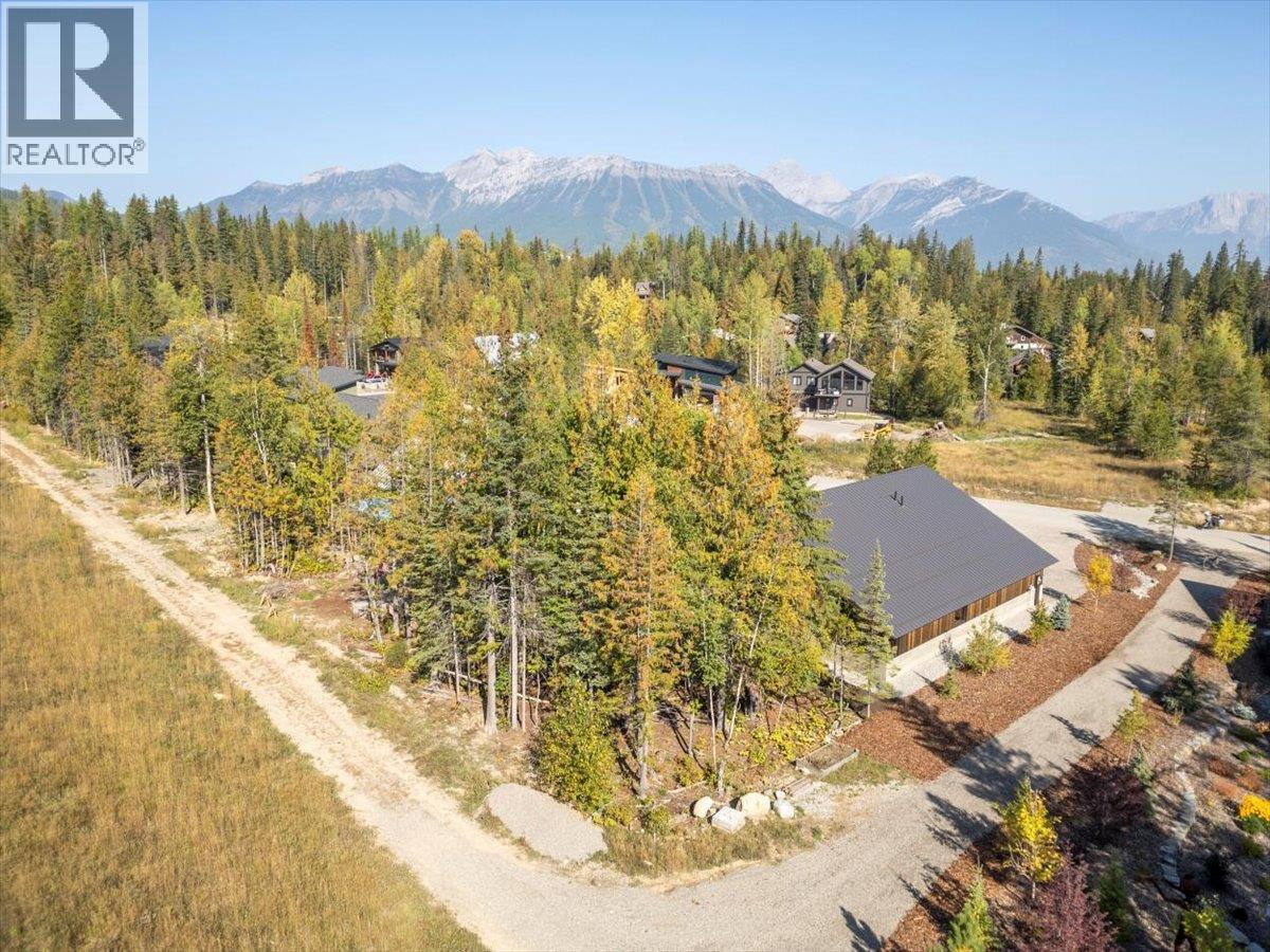5538 Currie Bowl Way, Fernie, BC - Outdoor With View