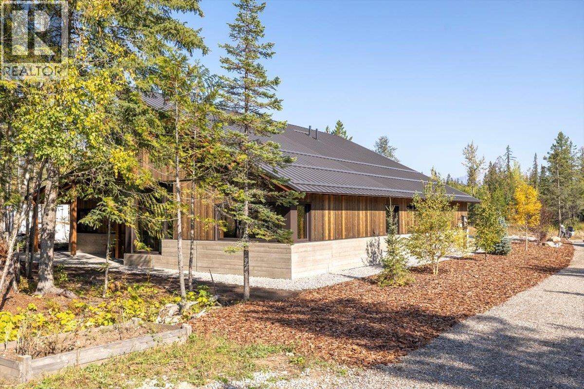 5538 Currie Bowl Way, Fernie, BC - Outdoor