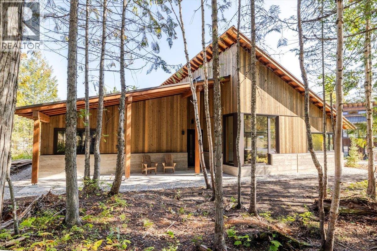 5538 Currie Bowl Way, Fernie, BC - Outdoor