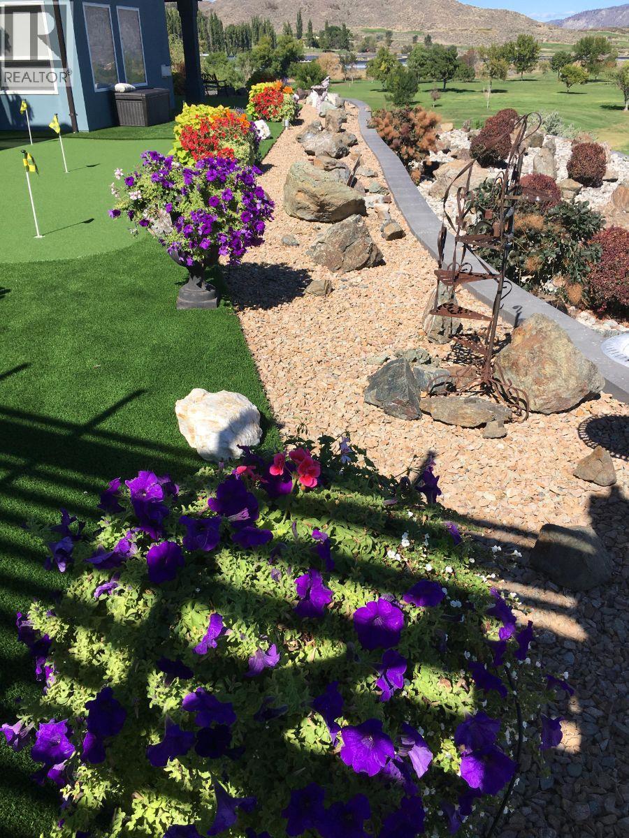 11701 Quail Ridge Place, Osoyoos, BC - Outdoor