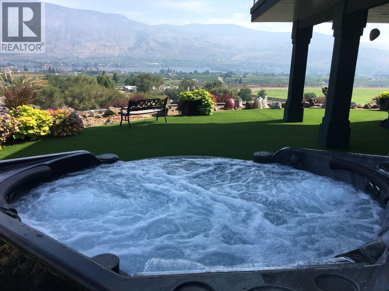 11701 Quail Ridge Place, Osoyoos, BC - Outdoor