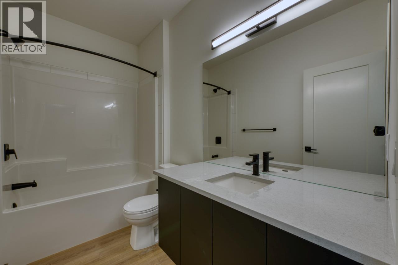 7599 Klinger Road Unit# 25, Vernon, BC - Indoor Photo Showing Bathroom