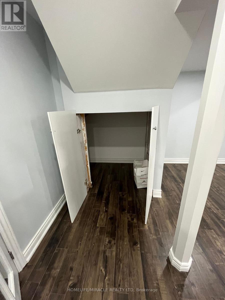 Bsmt - 9438 Credit View Road, Brampton, ON - Indoor