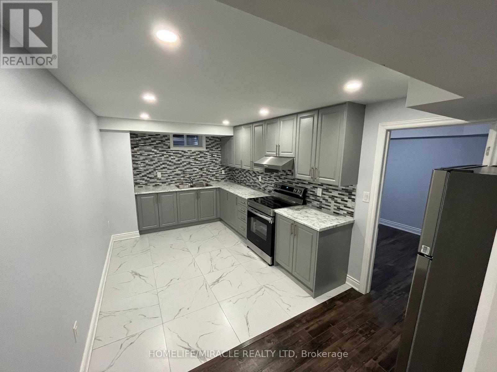 Bsmt - 9438 Credit View Road, Brampton, ON - Indoor