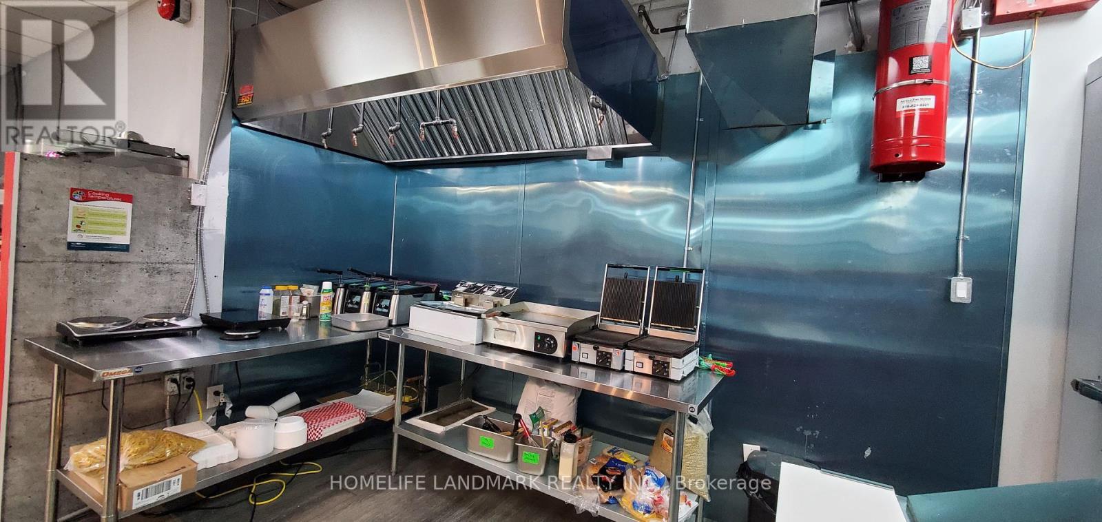 1 - 6710 Drummond Rd, Niagara Falls, ON