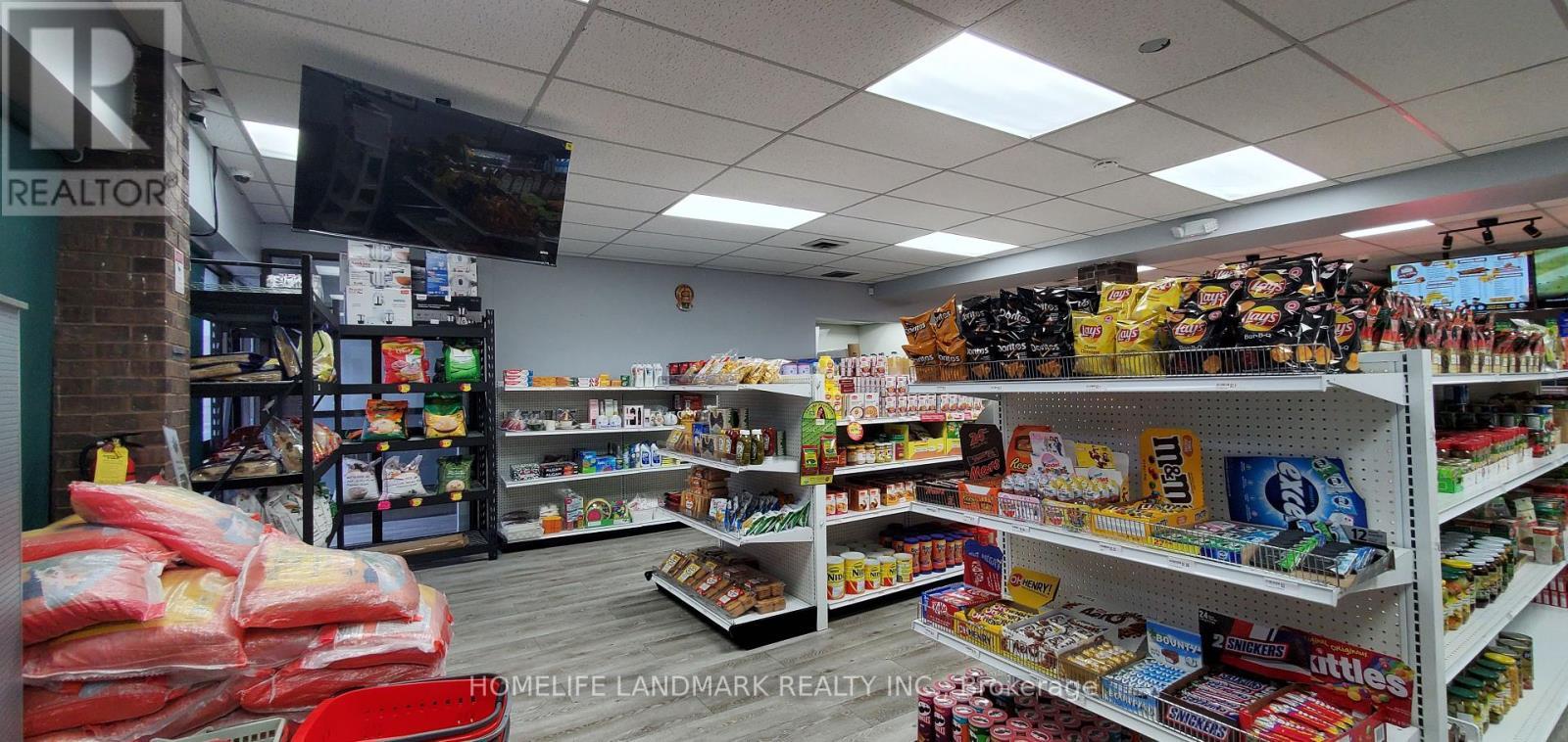 1 - 6710 Drummond Rd, Niagara Falls, ON