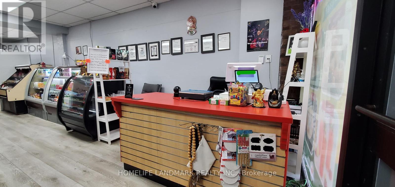 1 - 6710 Drummond Rd, Niagara Falls, ON