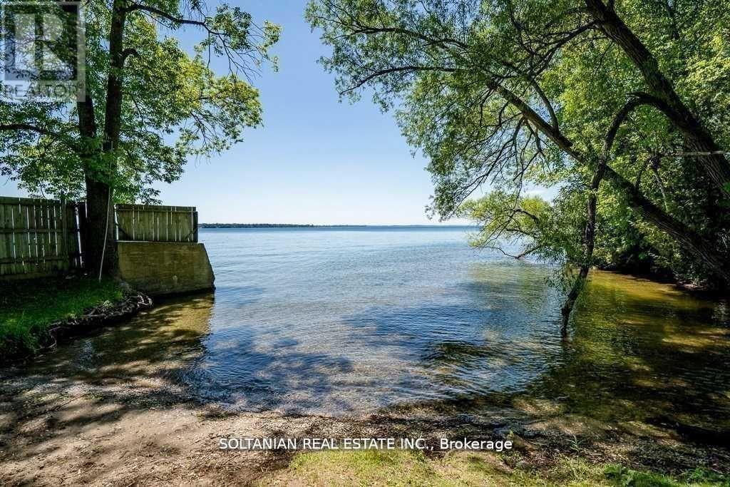 1472 Maple Road W, Innisfil, ON