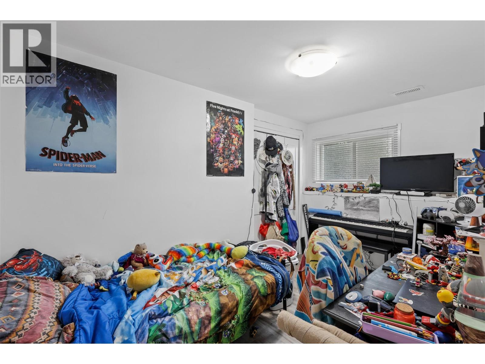 356 Mcgowan Avenue, Kamloops, BC - Indoor