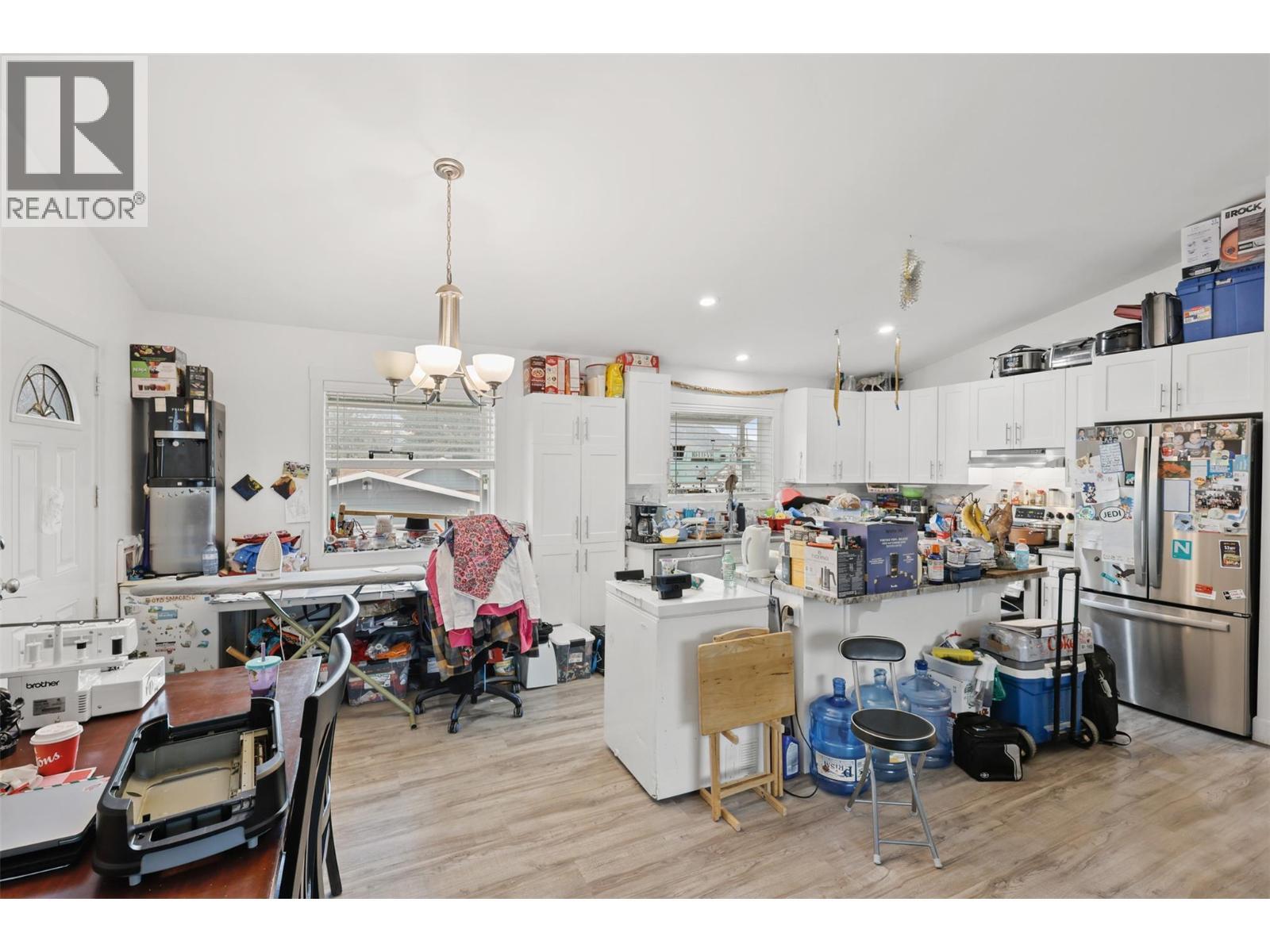 356 Mcgowan Avenue, Kamloops, BC - Indoor