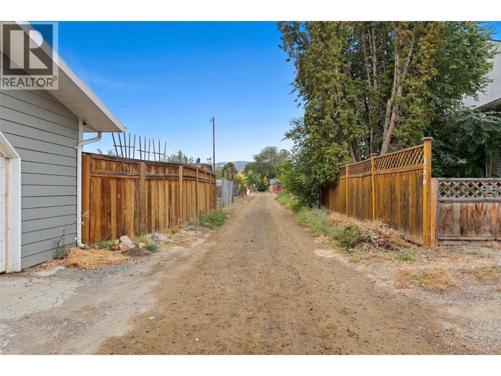 356 Mcgowan Avenue, Kamloops, BC - Outdoor