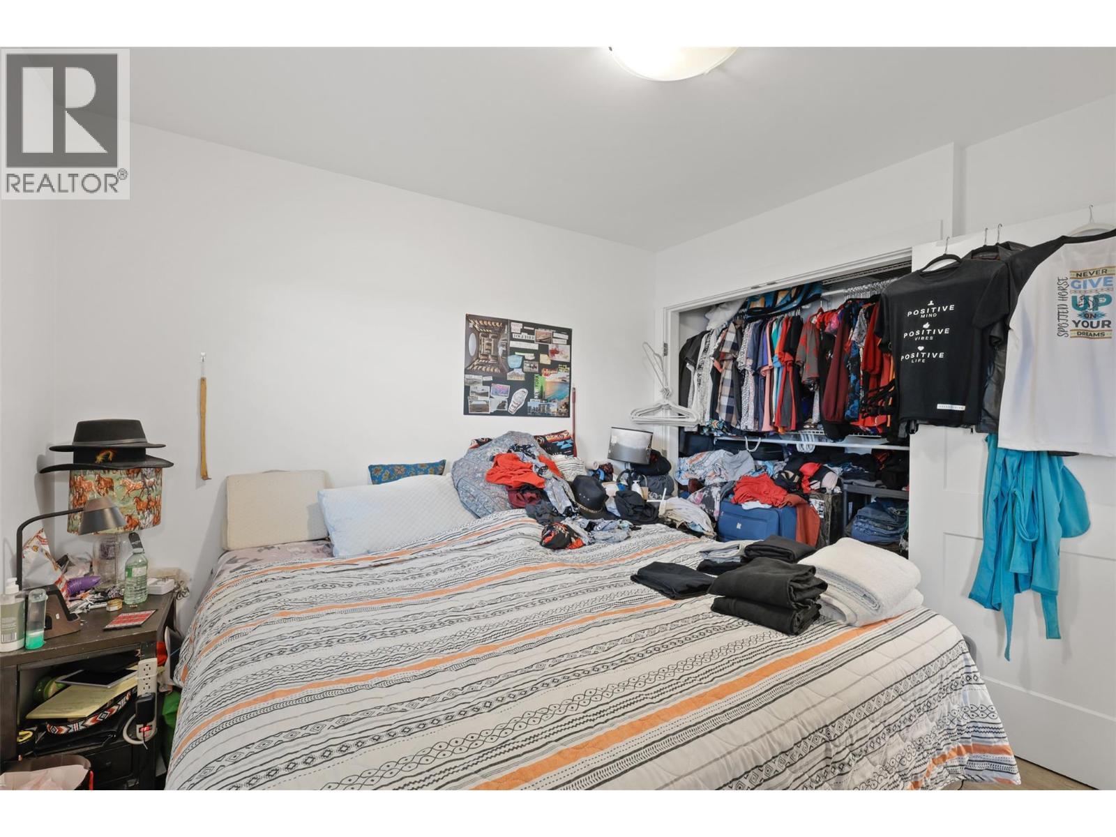 356 Mcgowan Avenue, Kamloops, BC - Indoor Photo Showing Bedroom