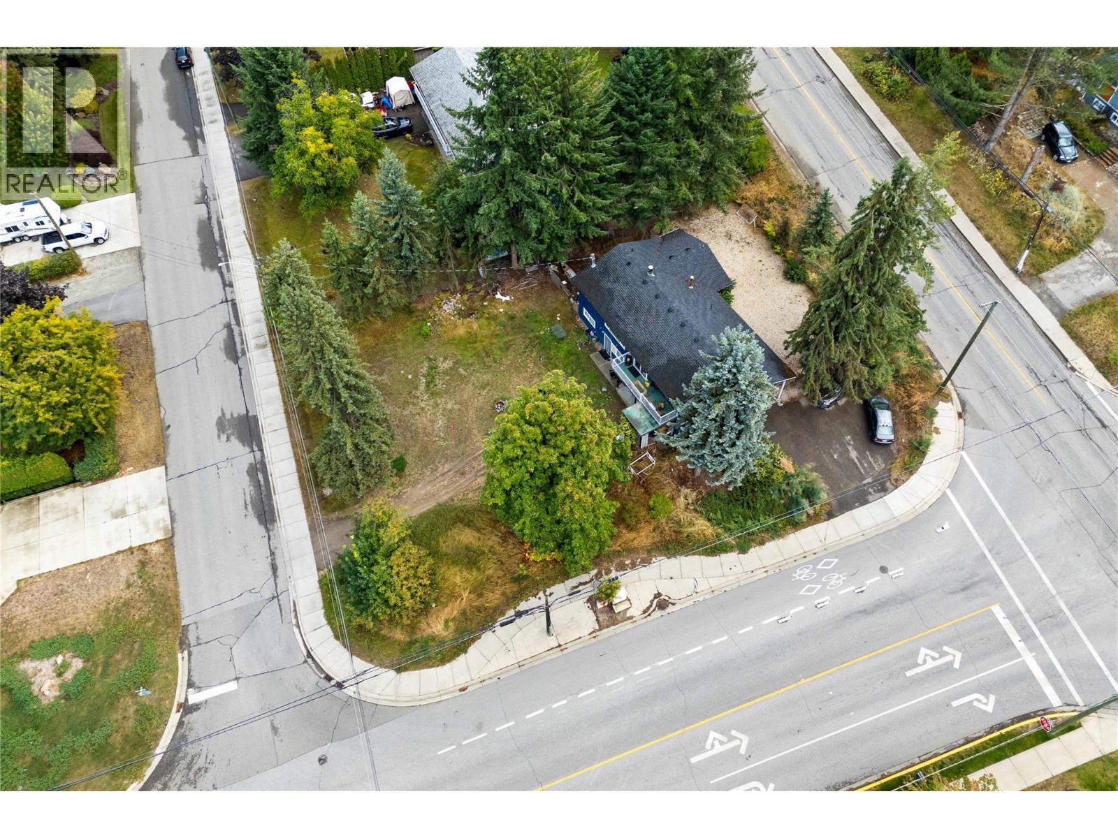 2030 1 Avenue Ne, Salmon Arm, BC