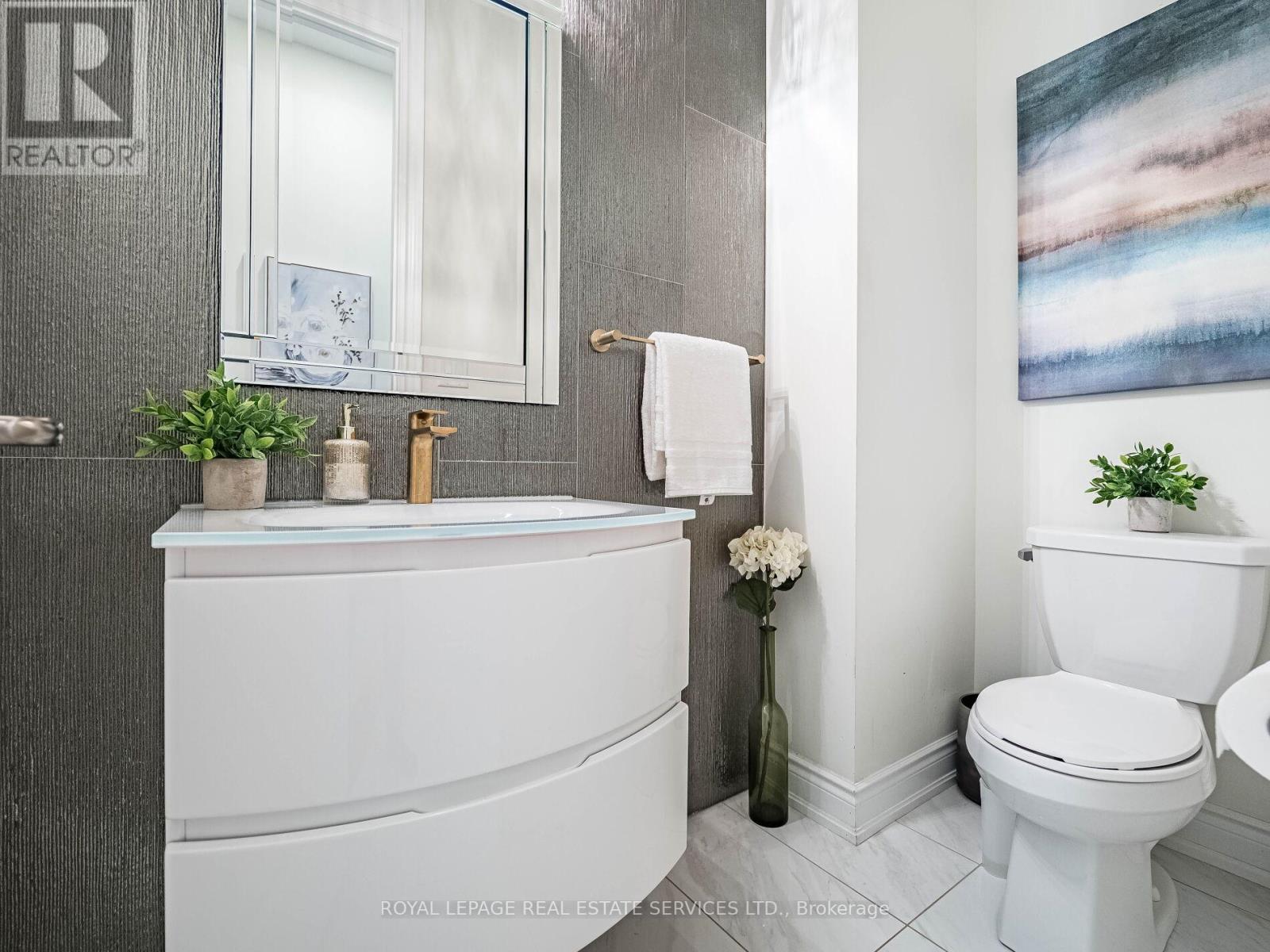 23 Grace Lake Court, Vaughan, ON - Indoor Photo Showing Bathroom