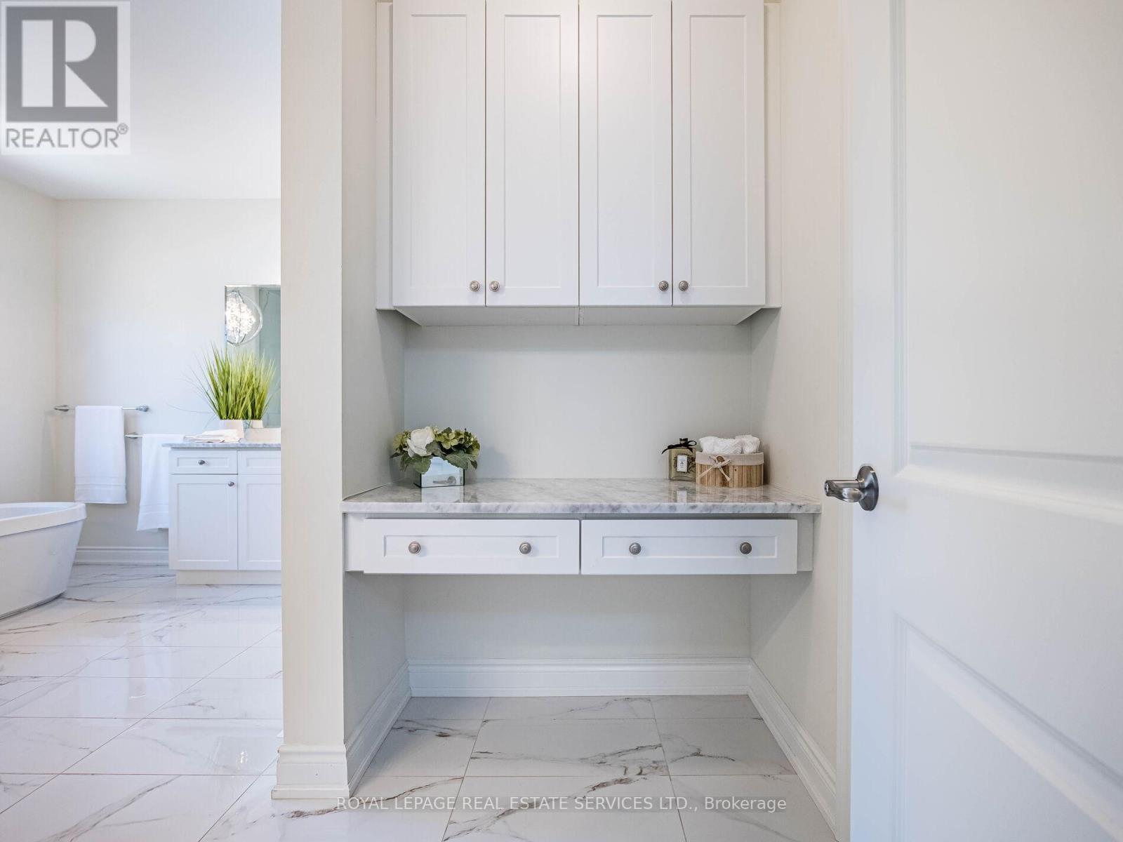 23 Grace Lake Court, Vaughan, ON - Indoor Photo Showing Bathroom