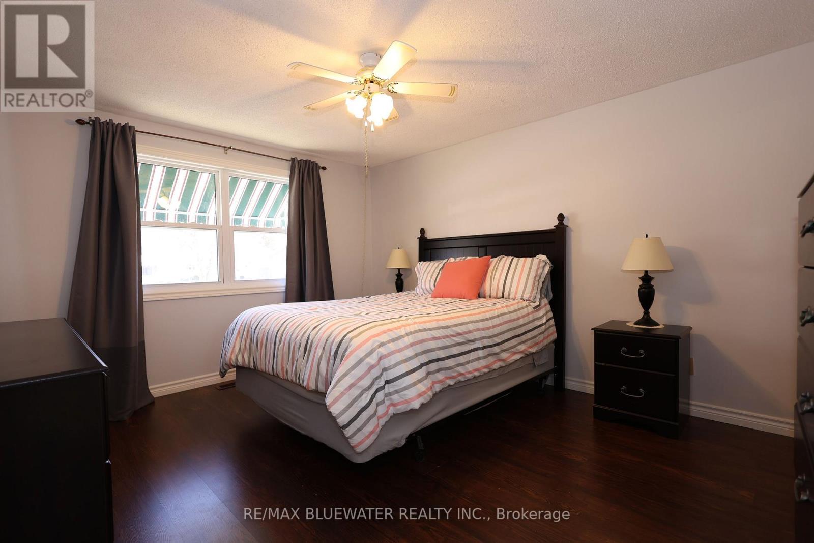 313 Pinetree Lane, South Huron (Stephen), ON - Indoor Photo Showing Bedroom