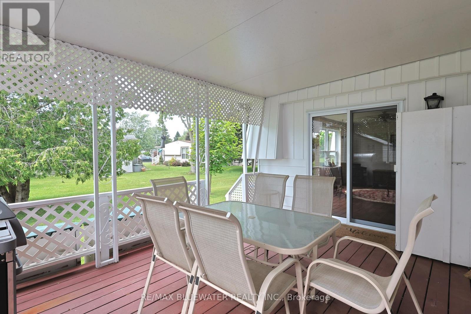313 Pinetree Lane, South Huron (Stephen), ON - With Deck Patio Veranda With Exterior