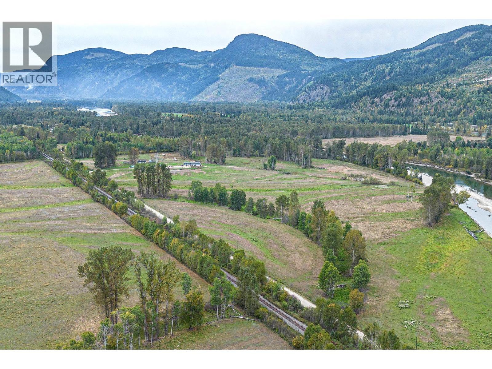 2804 Auldgirth Road, Clearwater, BC