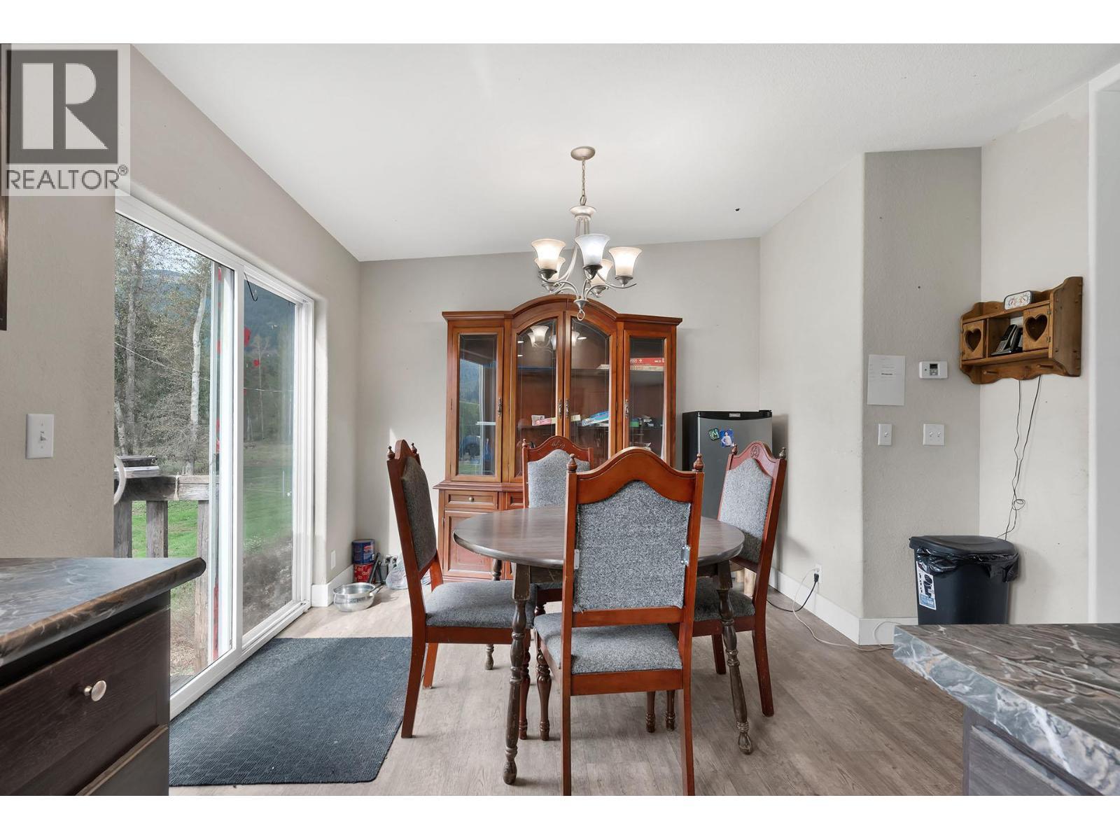 2804 Auldgirth Road, Clearwater, BC