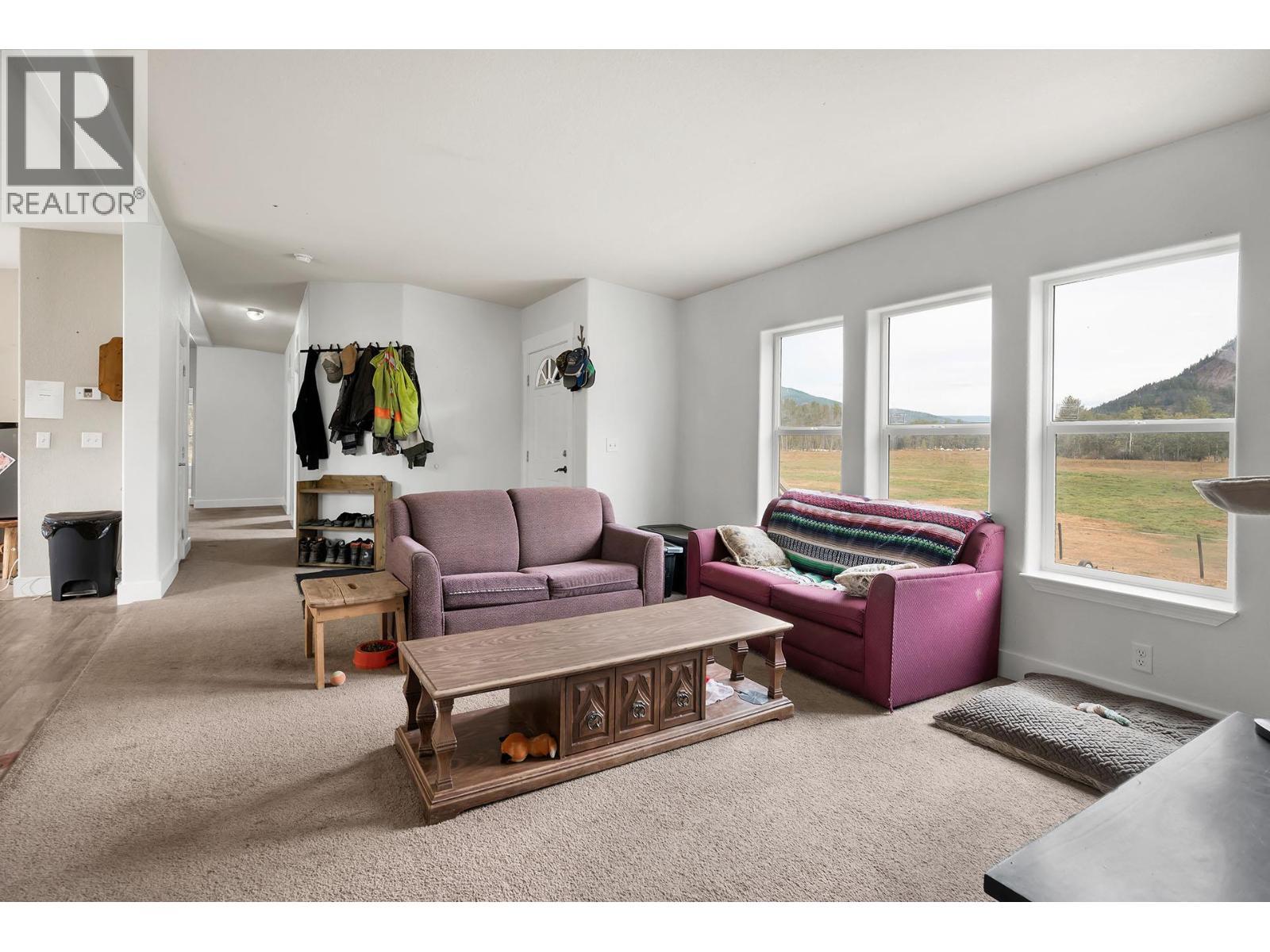 2804 Auldgirth Road, Clearwater, BC