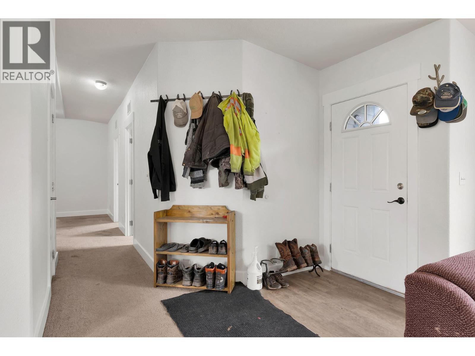 2804 Auldgirth Road, Clearwater, BC