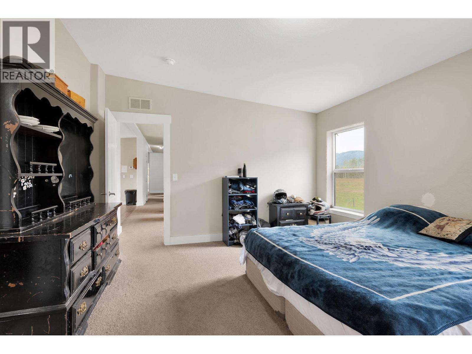 2804 Auldgirth Road, Clearwater, BC